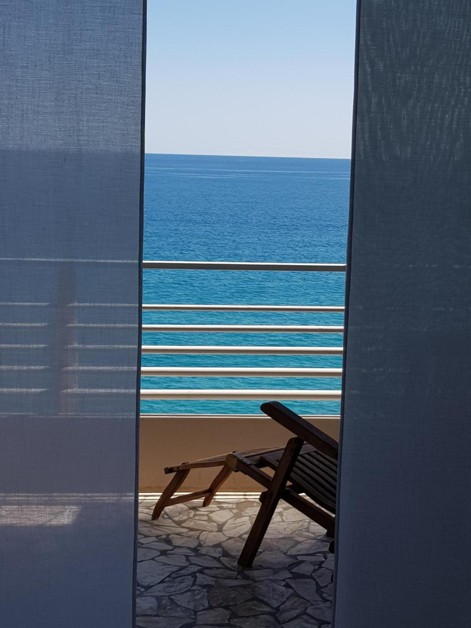 Menton Front Bord De Mer Cote D'Azur Florentina Sea View French Riviera Proche Monaco Montecarlo Superb Studio Dış mekan fotoğraf